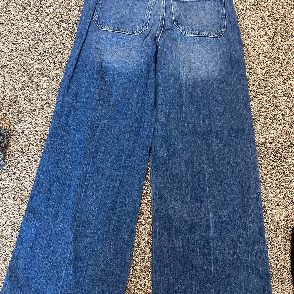 Reformation High-Rise Wide-Leg Jeans in Medium Blue - Picture 3 of 5